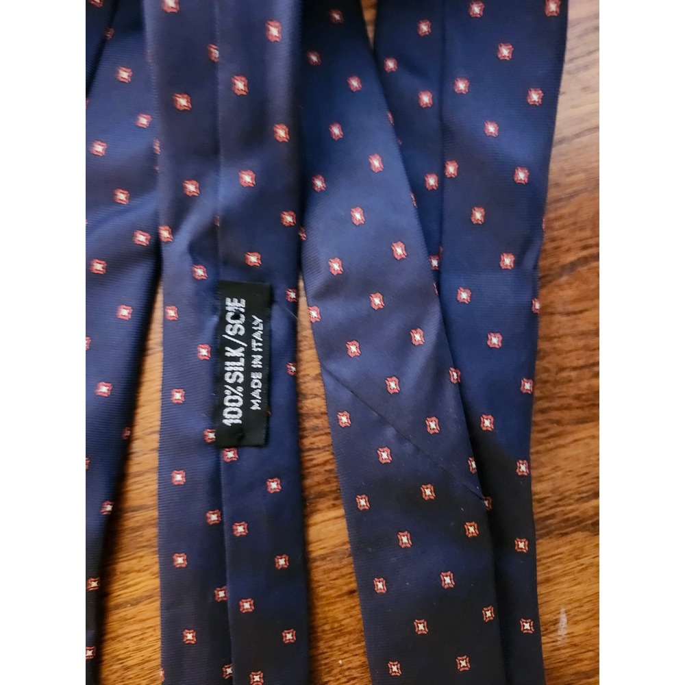 Philippe Perrier Mens Silk Tie Navy Blue Red Geometric Medallion Made in Italy - Picture 6 of 6